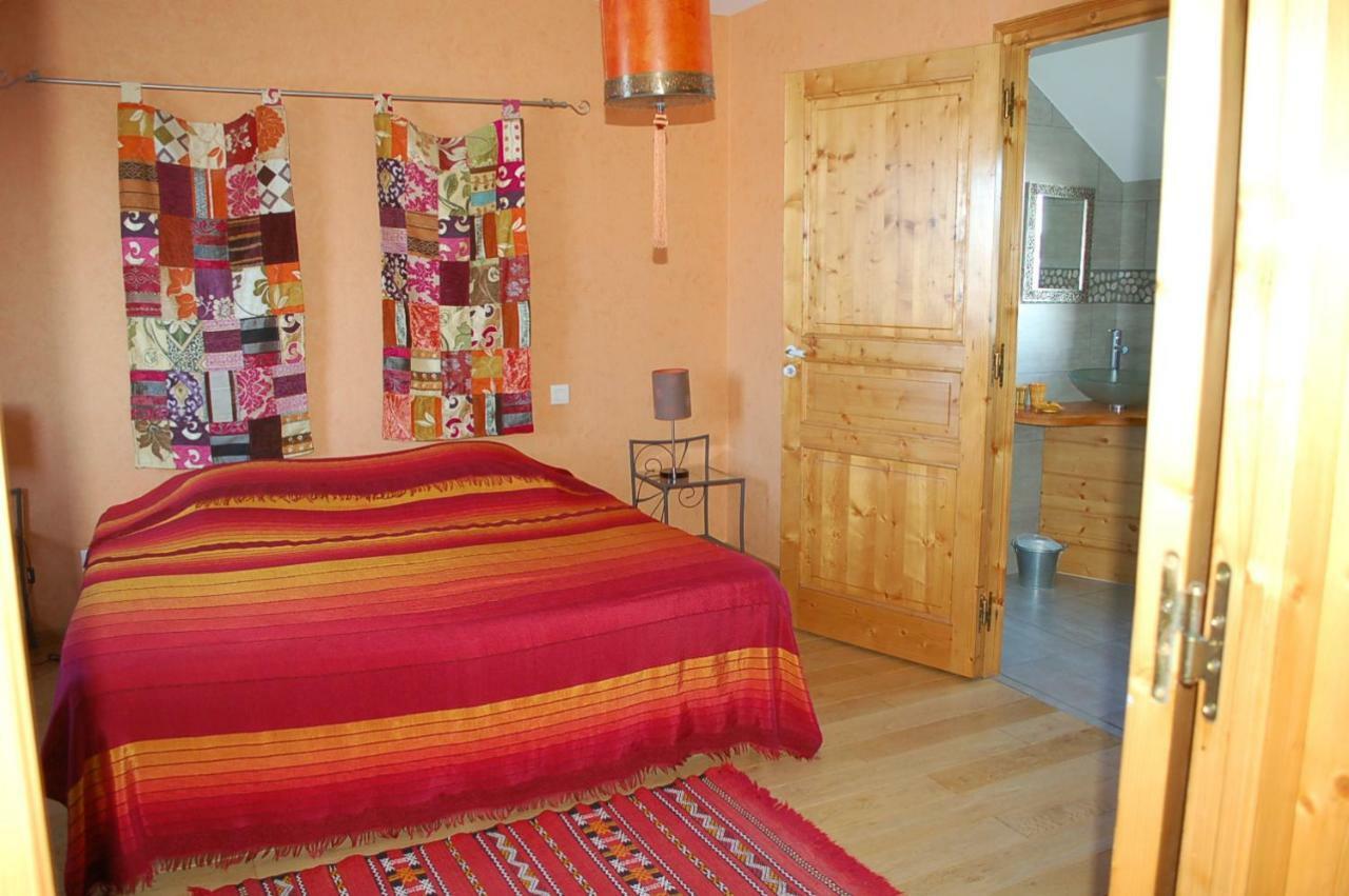 B&B La Maison Des Collines Autour Chambres D'Hotes La Chapelle  Zewnętrze zdjęcie