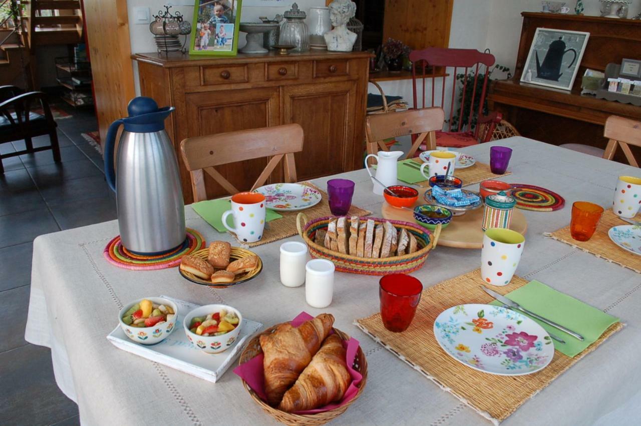 B&B La Maison Des Collines Autour Chambres D'Hotes La Chapelle  Zewnętrze zdjęcie