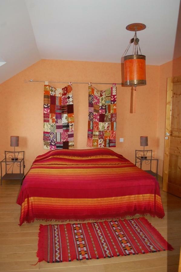 B&B La Maison Des Collines Autour Chambres D'Hotes La Chapelle  Zewnętrze zdjęcie
